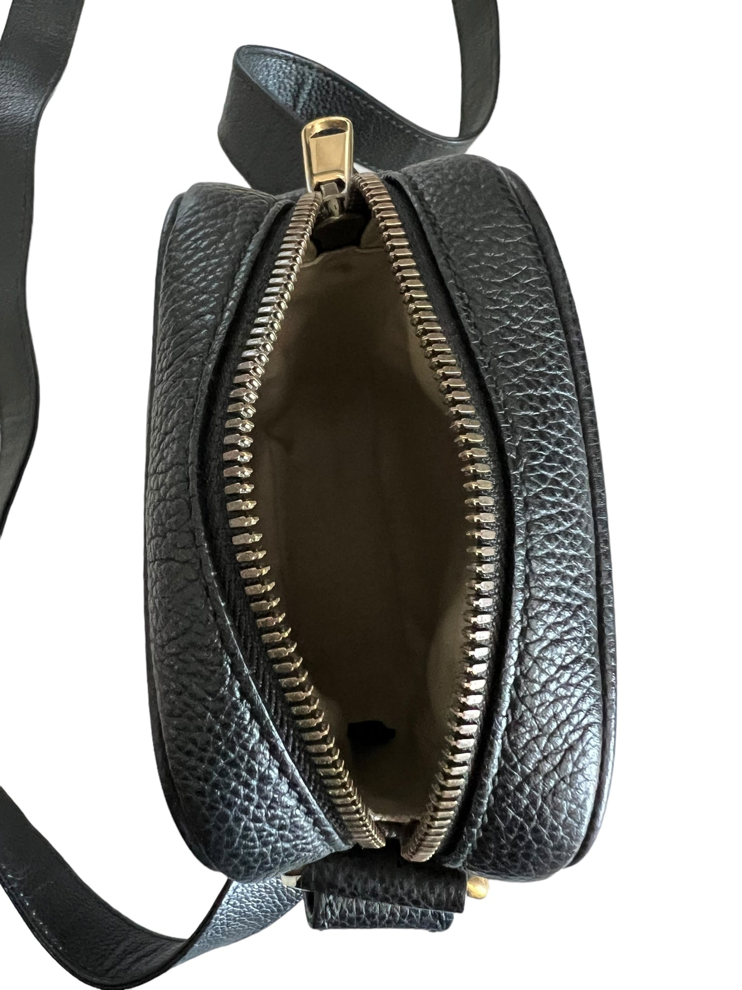 Gucci - Logoed Messenger in Black 0243753