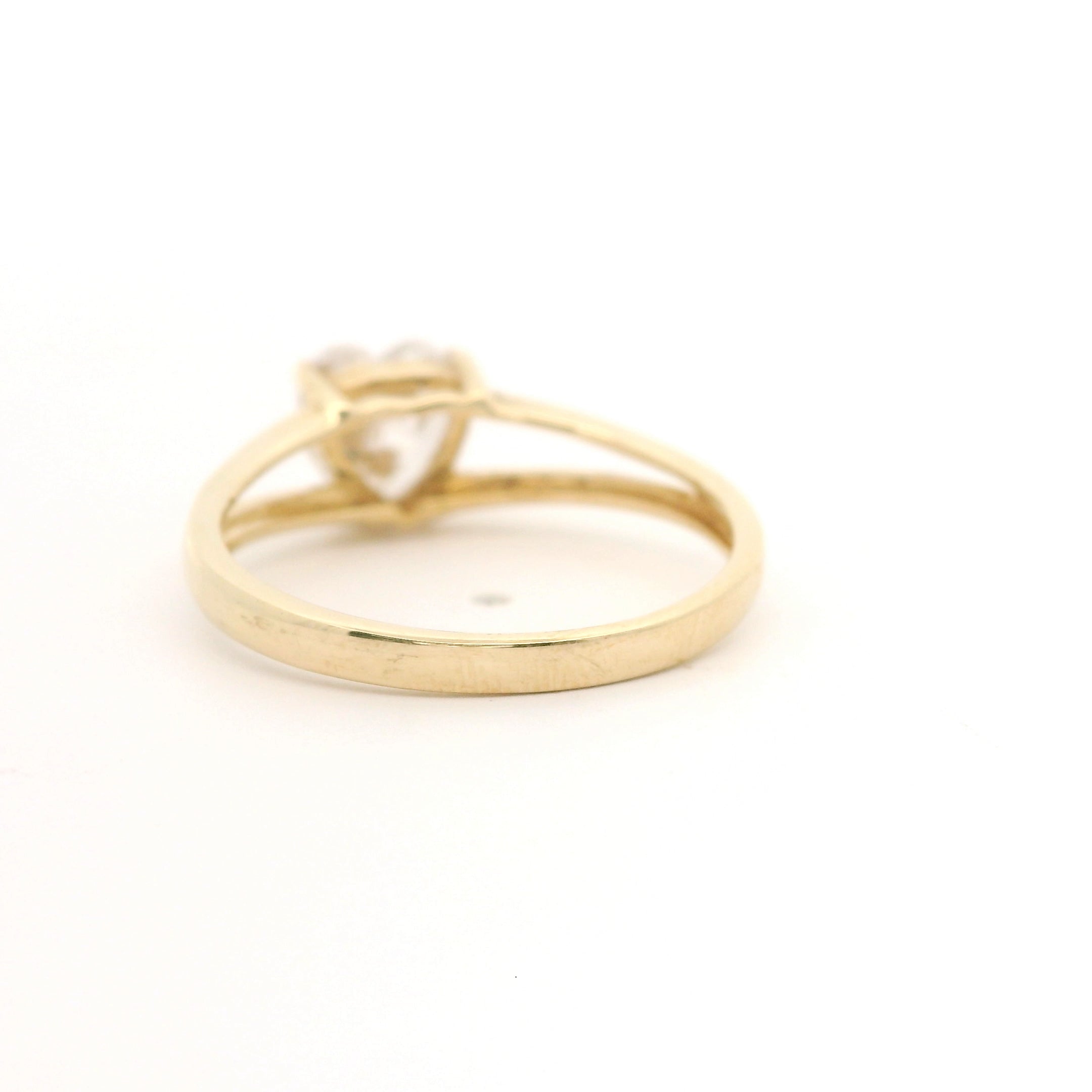 Clear Heart Ring Size 6.5 0529122