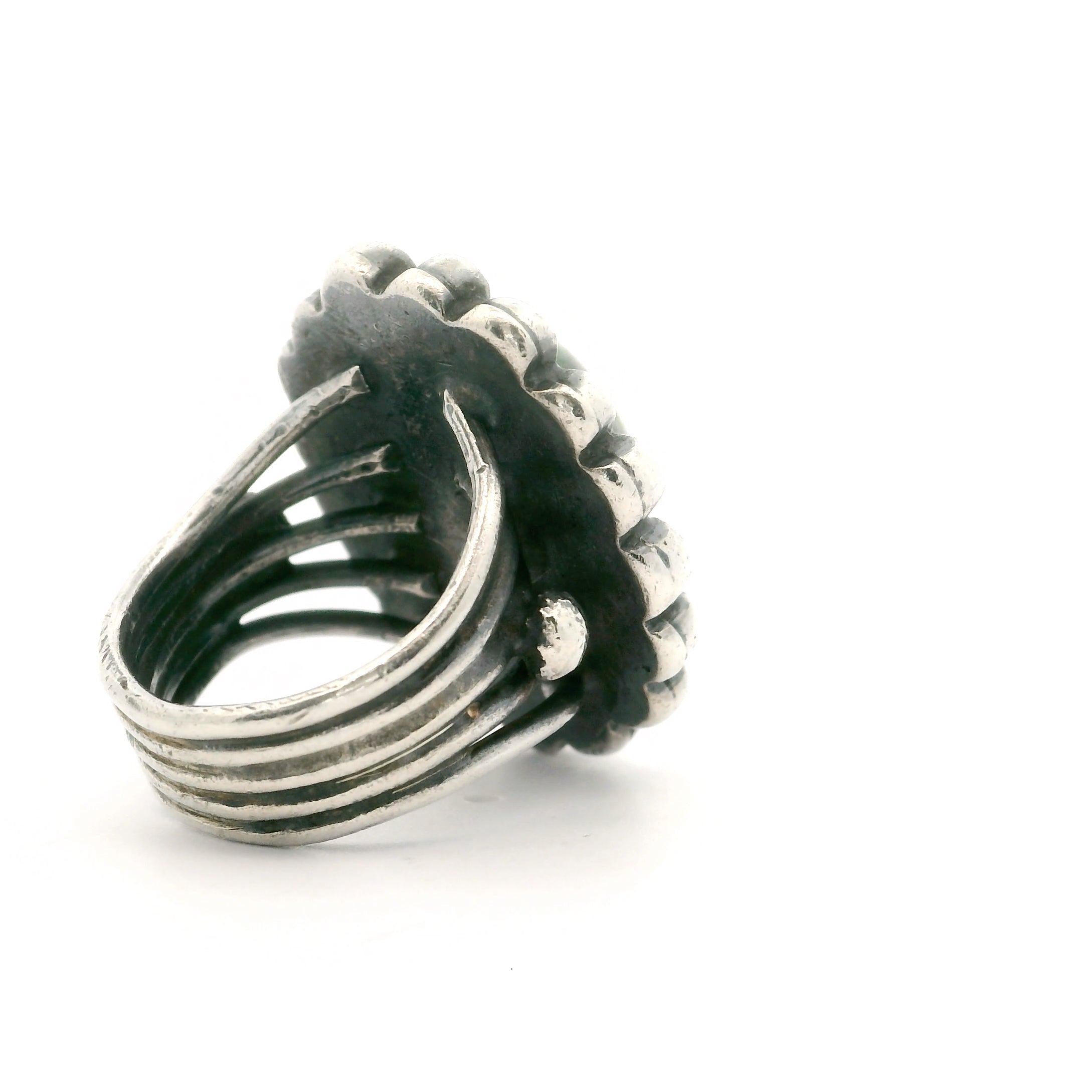 Green Shield Ring Size 4.5 0632056