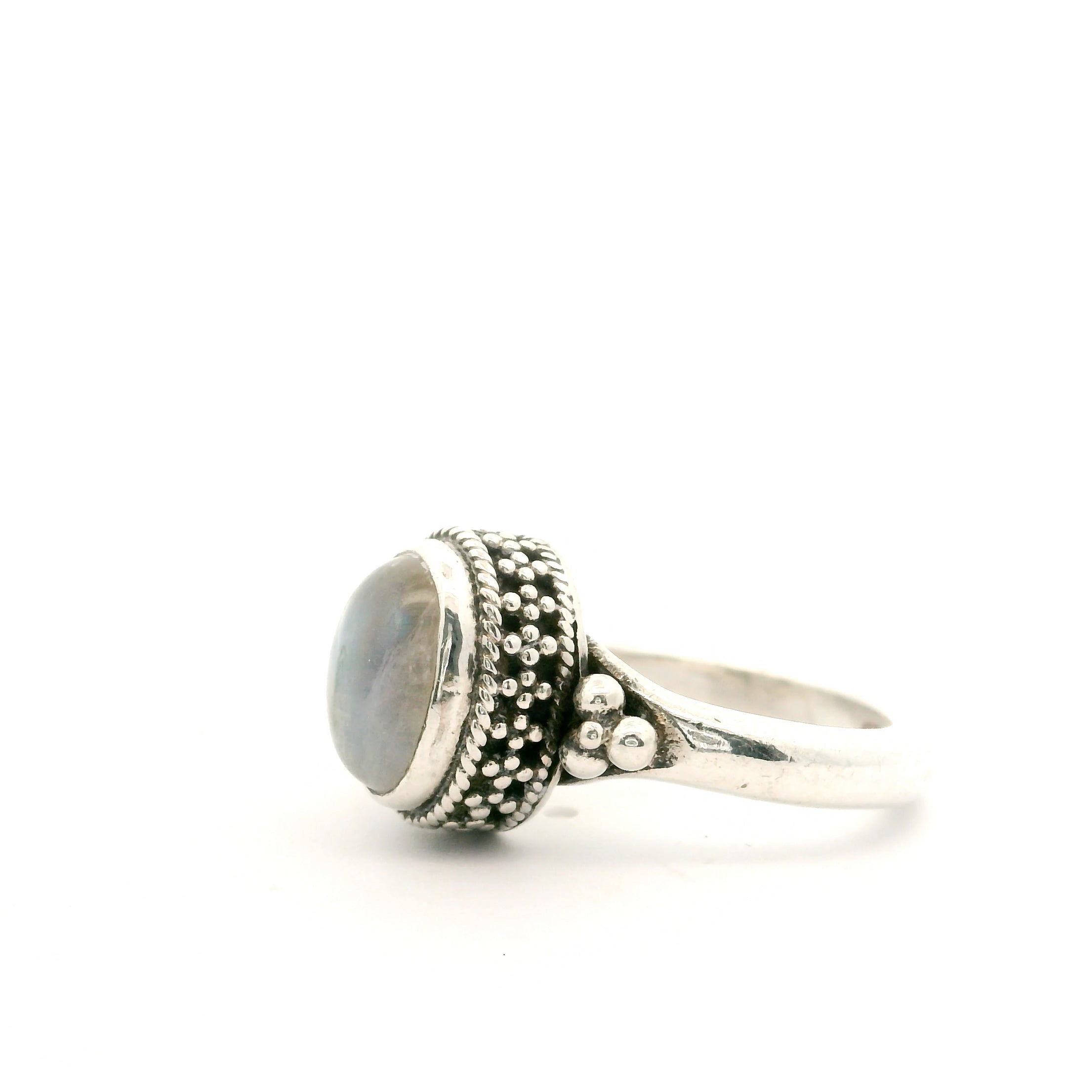 White Seafoam Ring Size 6 0833344