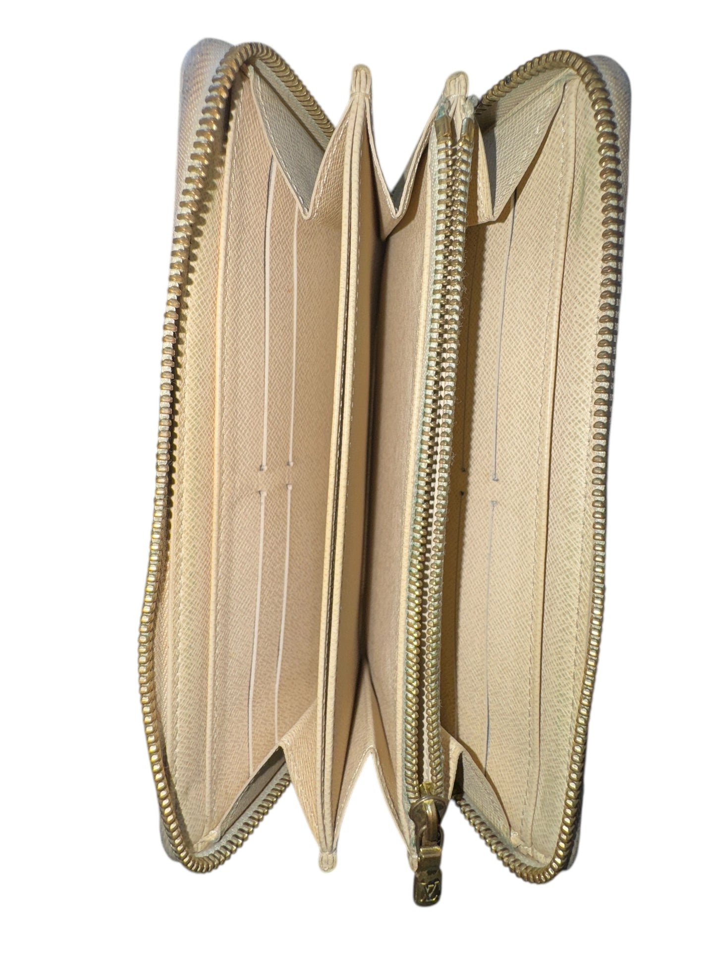 Authentic Louis Vuitton Zippy Wallet