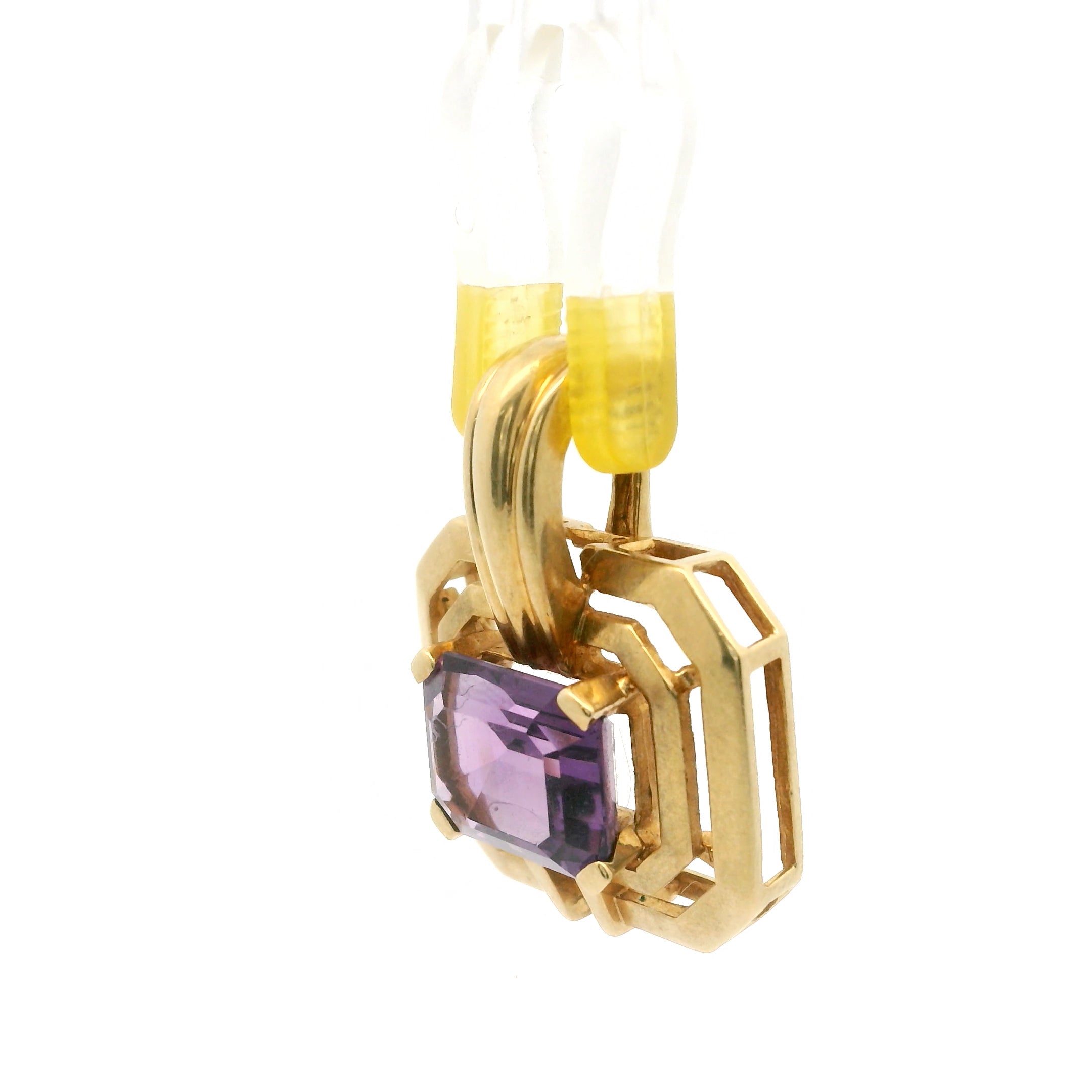 Royal Status Pendant 1503365