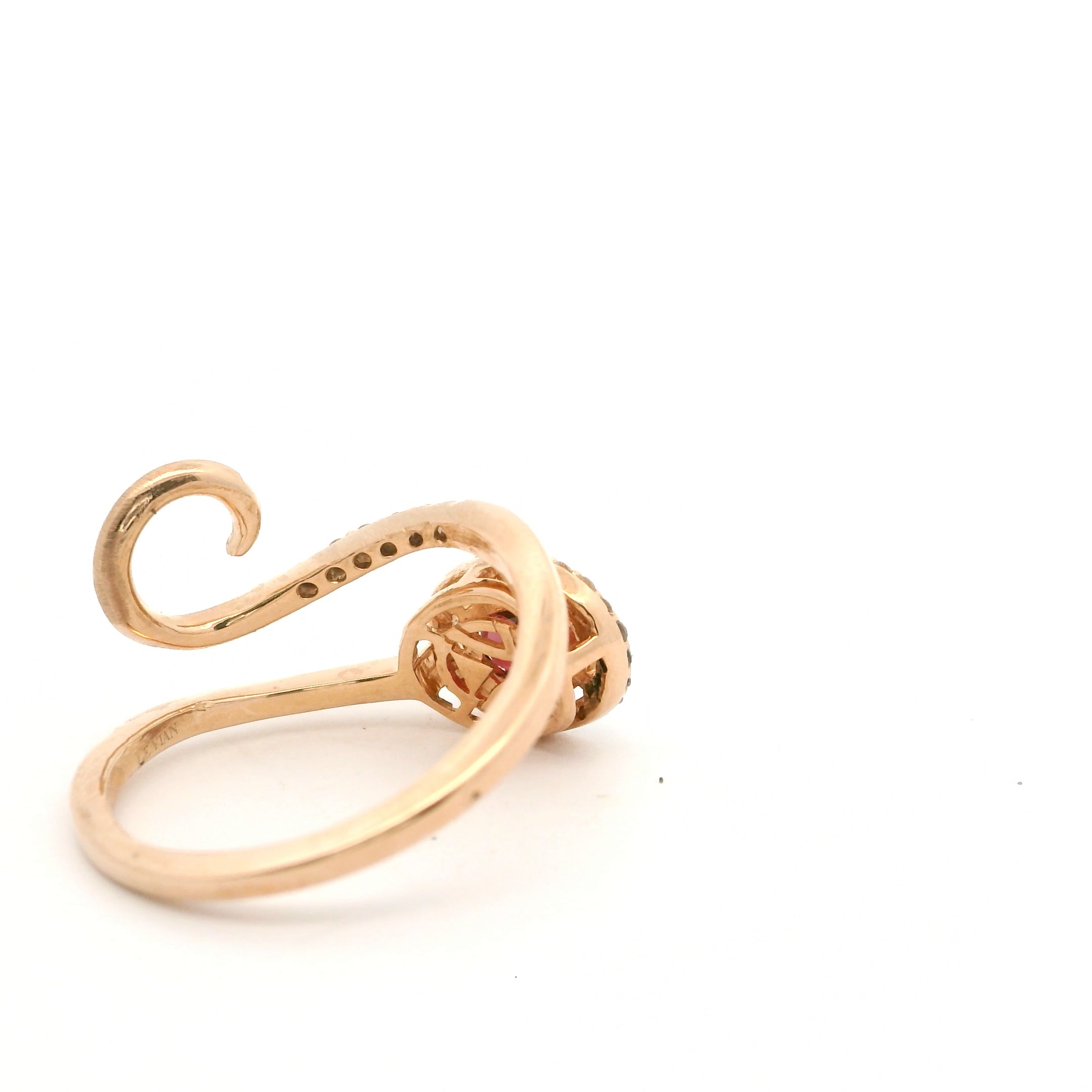 The Red Eye Ring Size 6.5 1801019