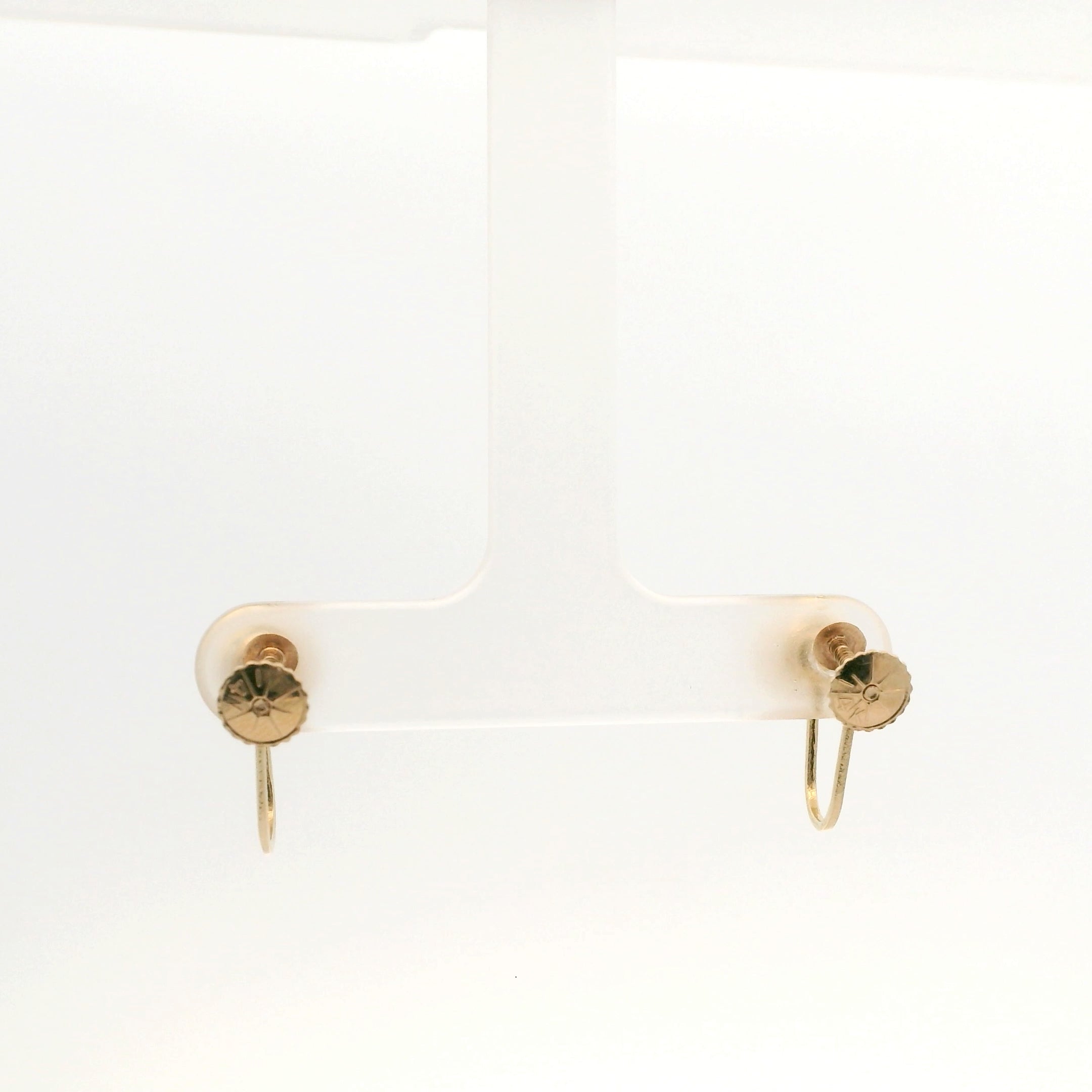 Vintage Style Pearl Screwback Earrings 1801465