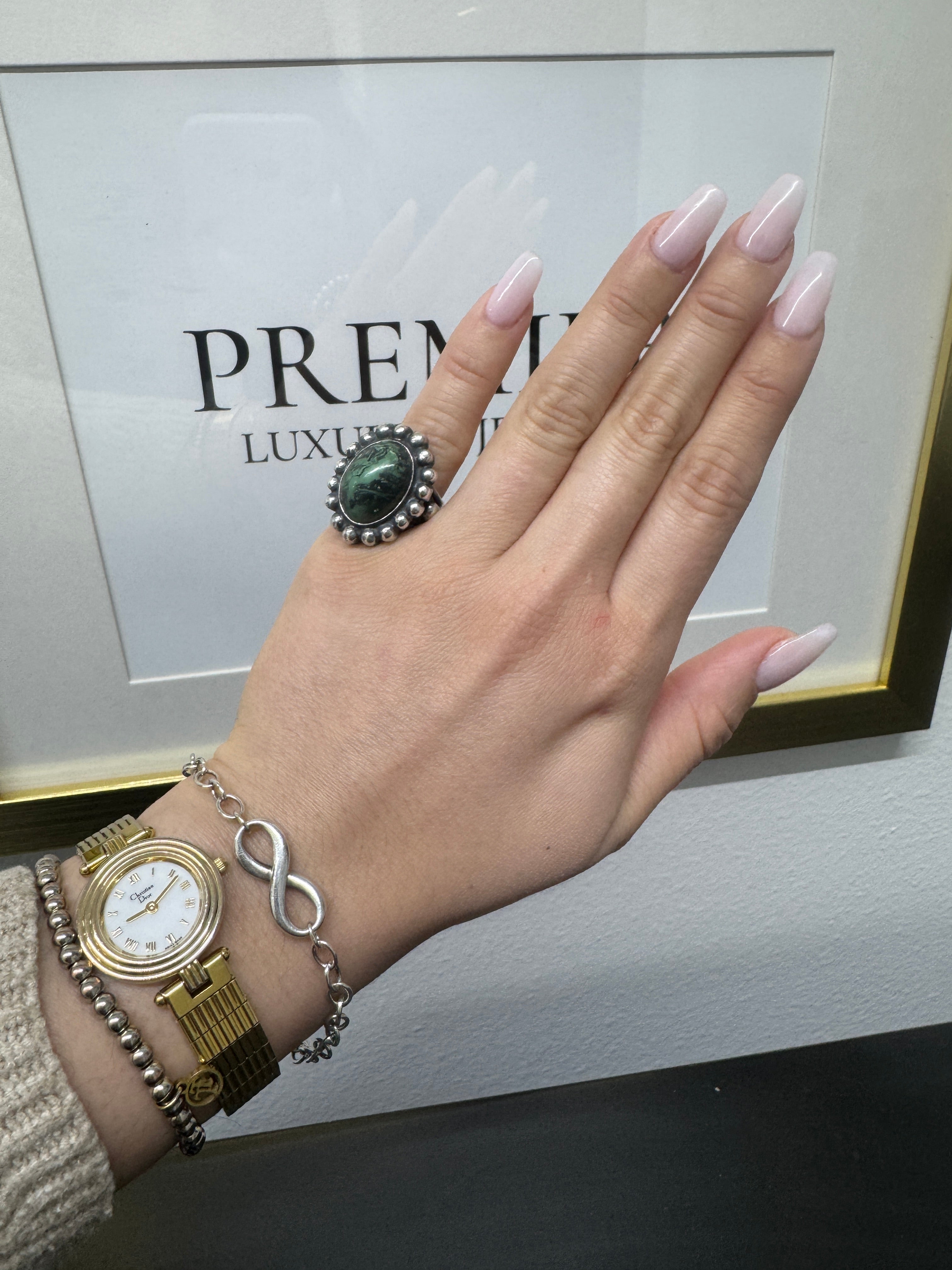 Green Shield Ring Size 4.5 0632056