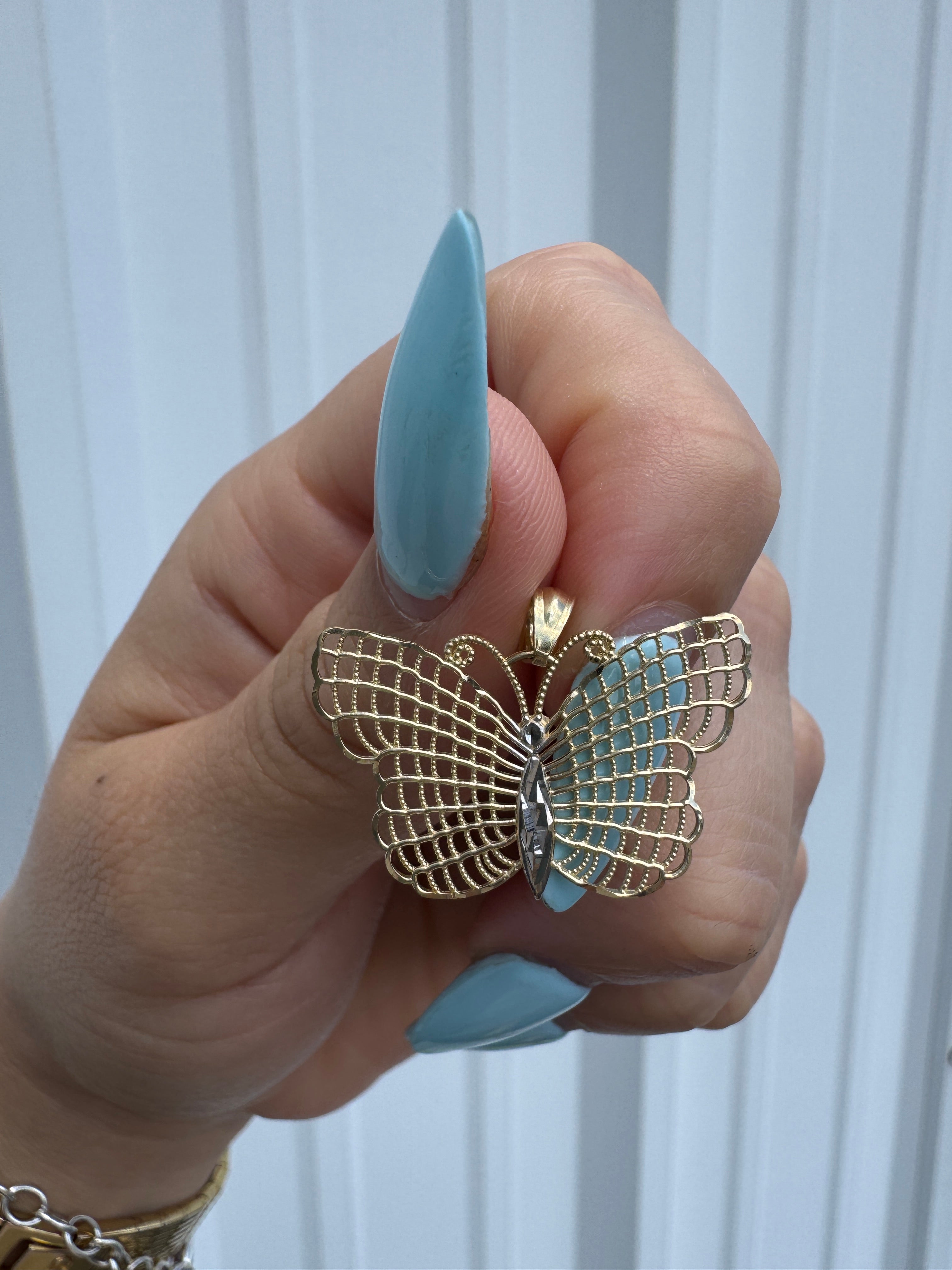 Mariposa Pendant 1134454