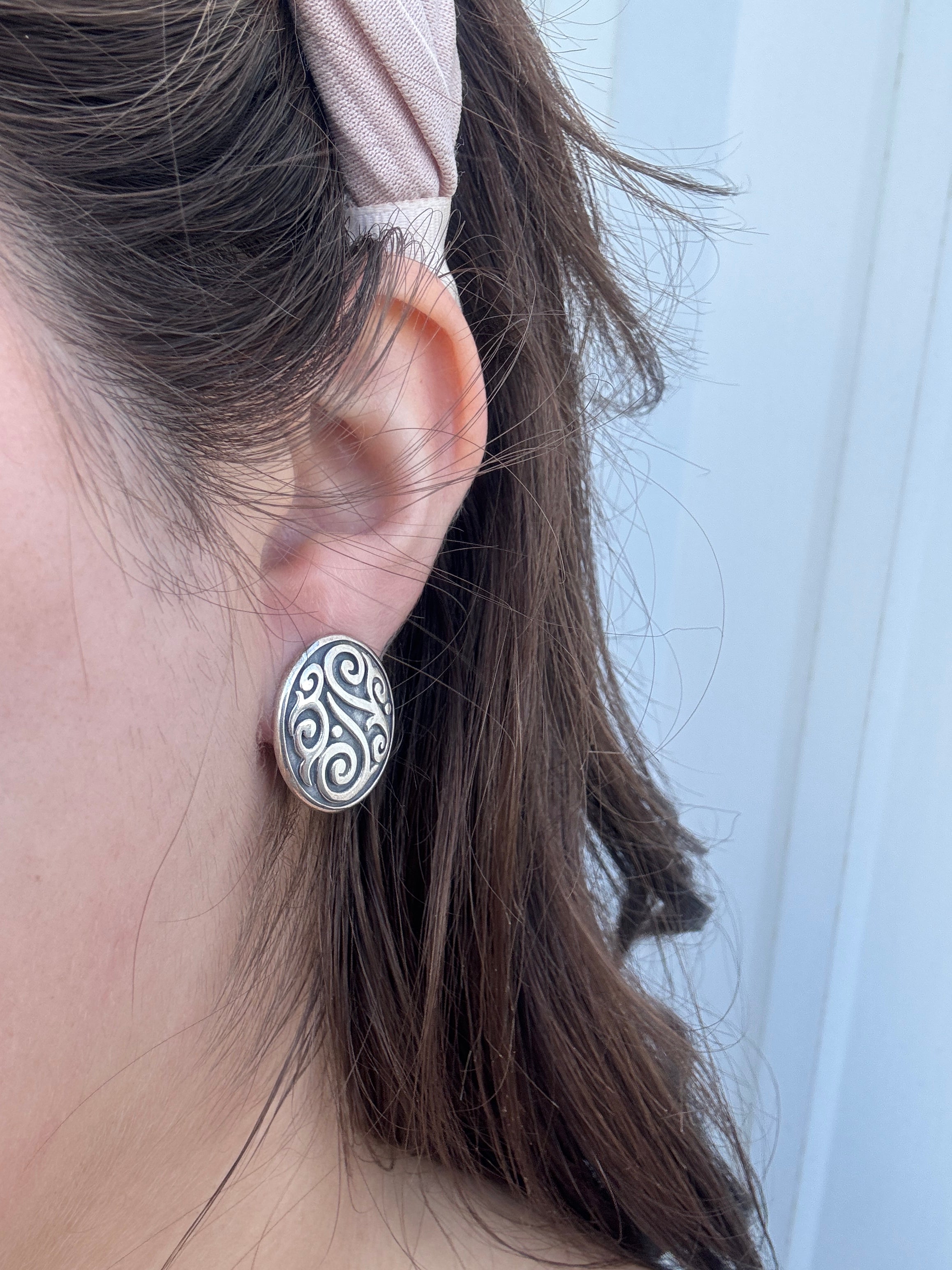 Vintage Clip French Earrings 1505435
