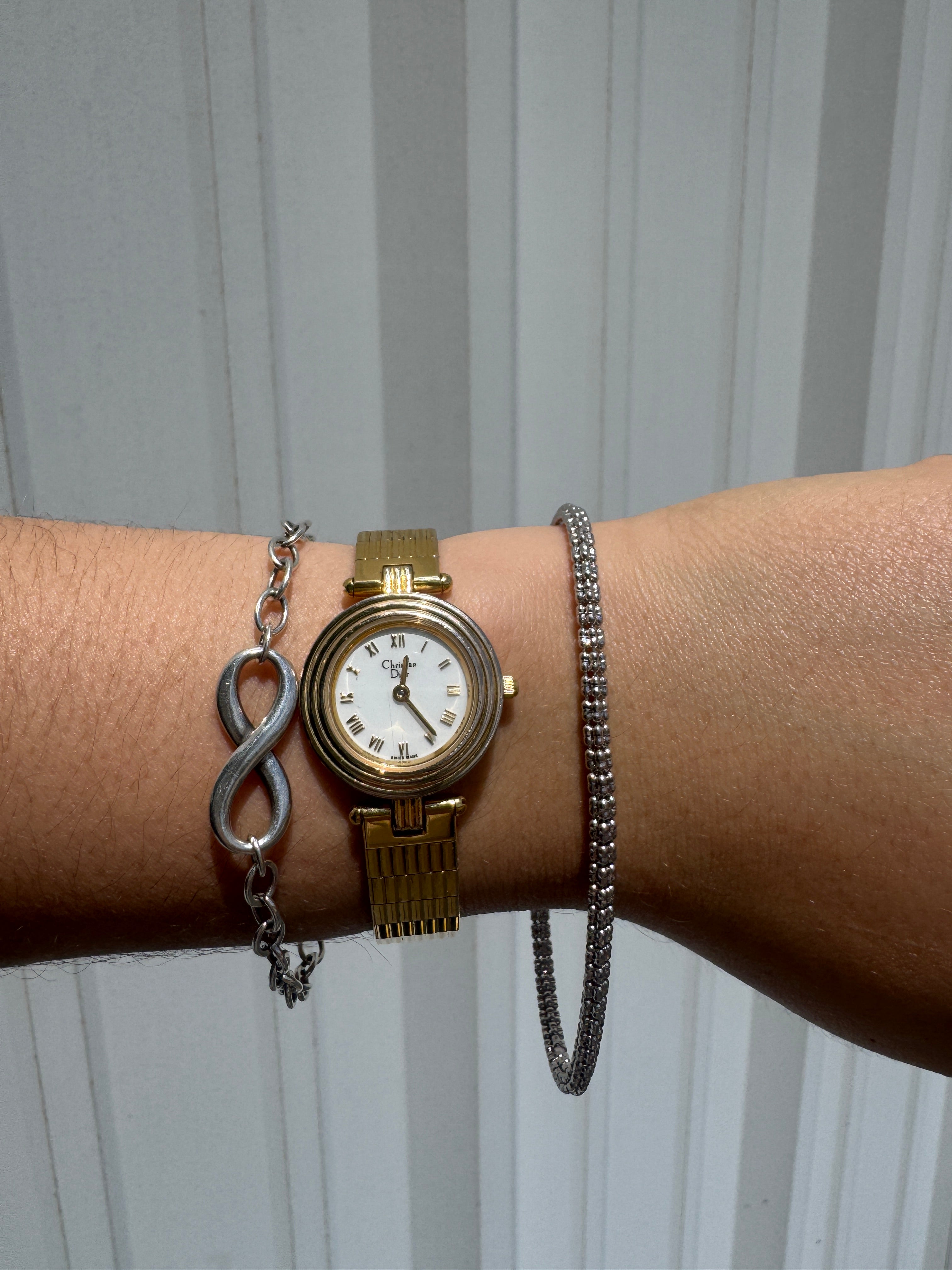 White Popcorn Bracelet 1132084