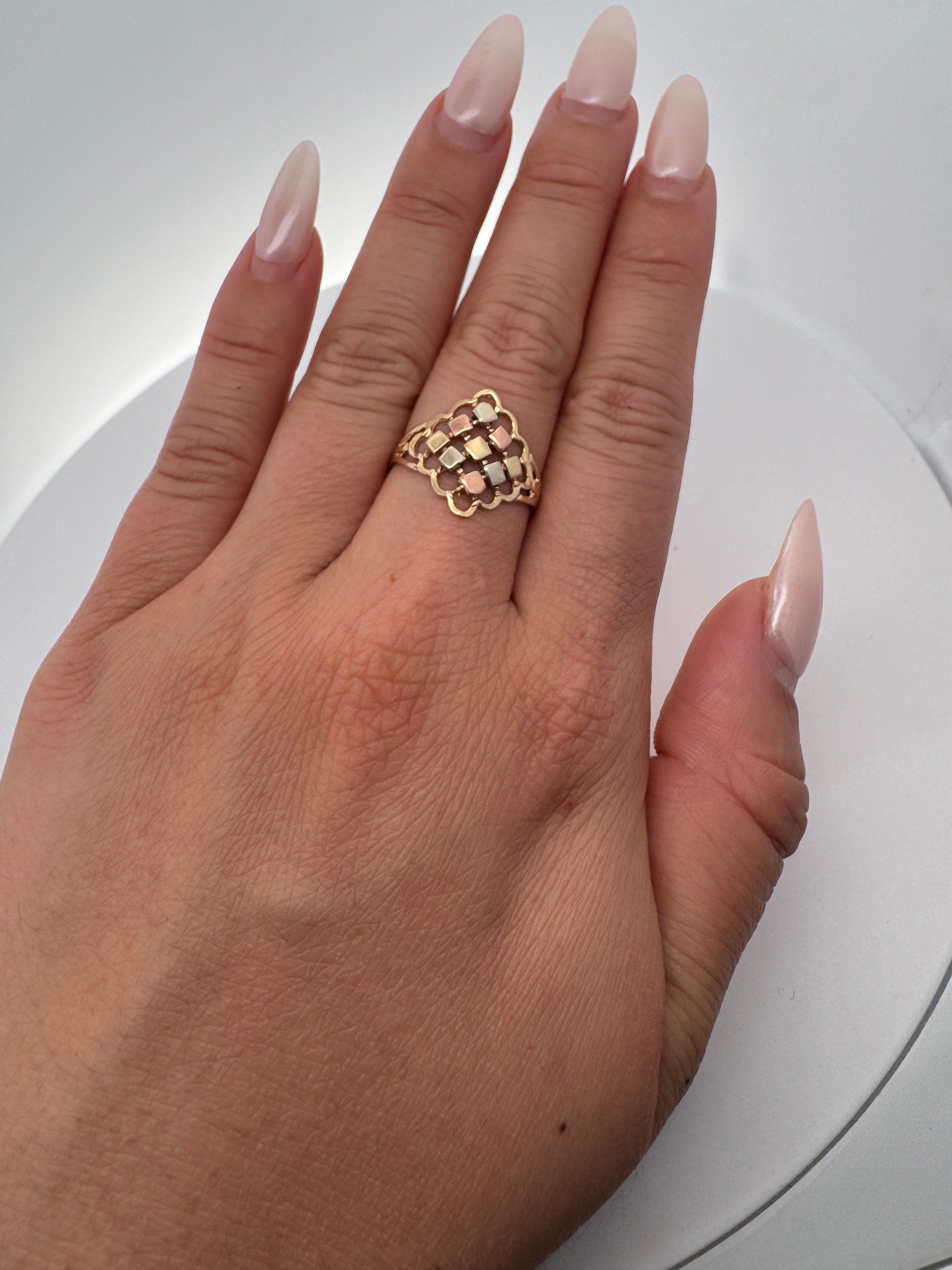 Golden Net Ring Size 8 1025437