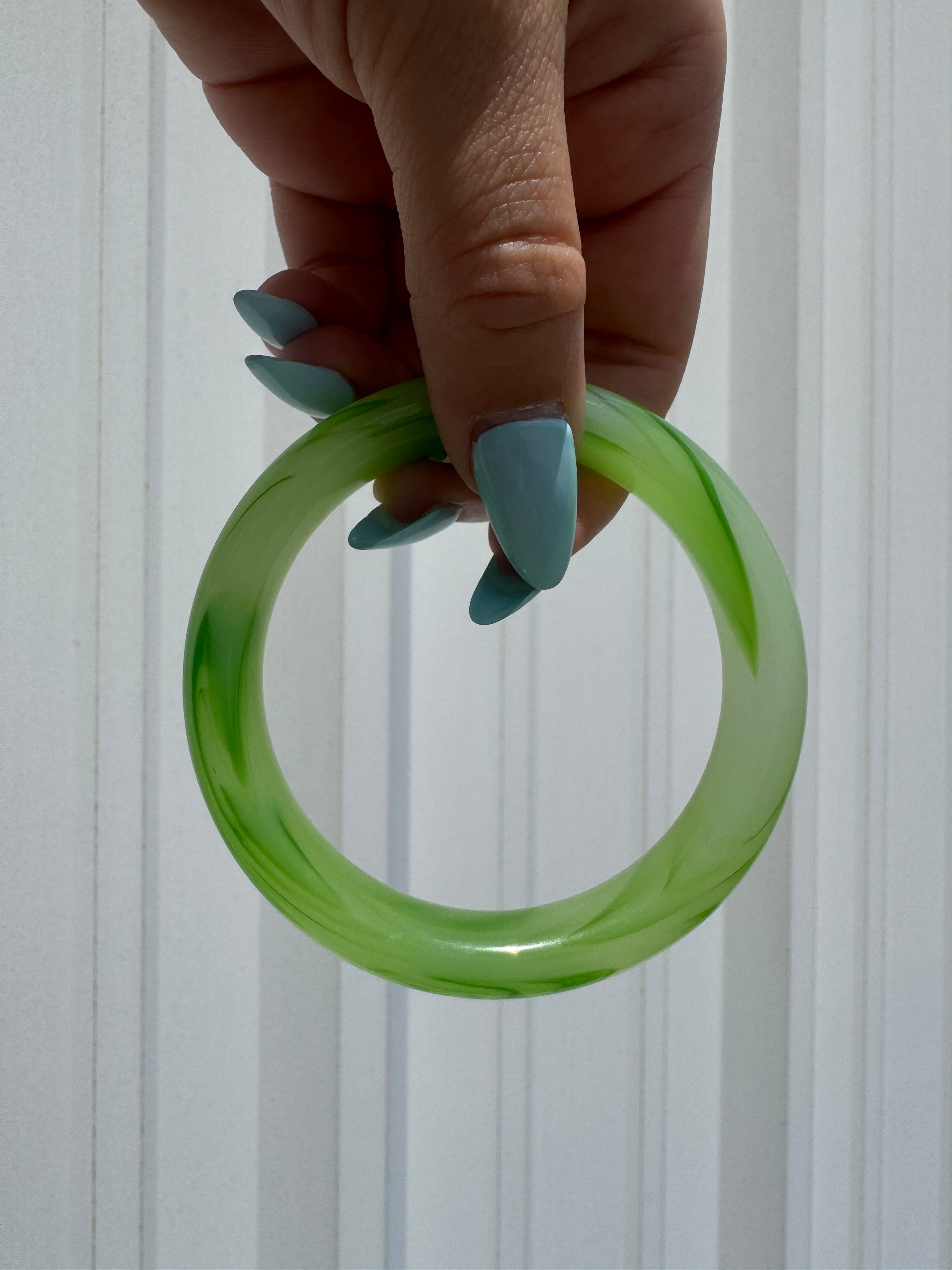 Classic Jade Bangle 1220397