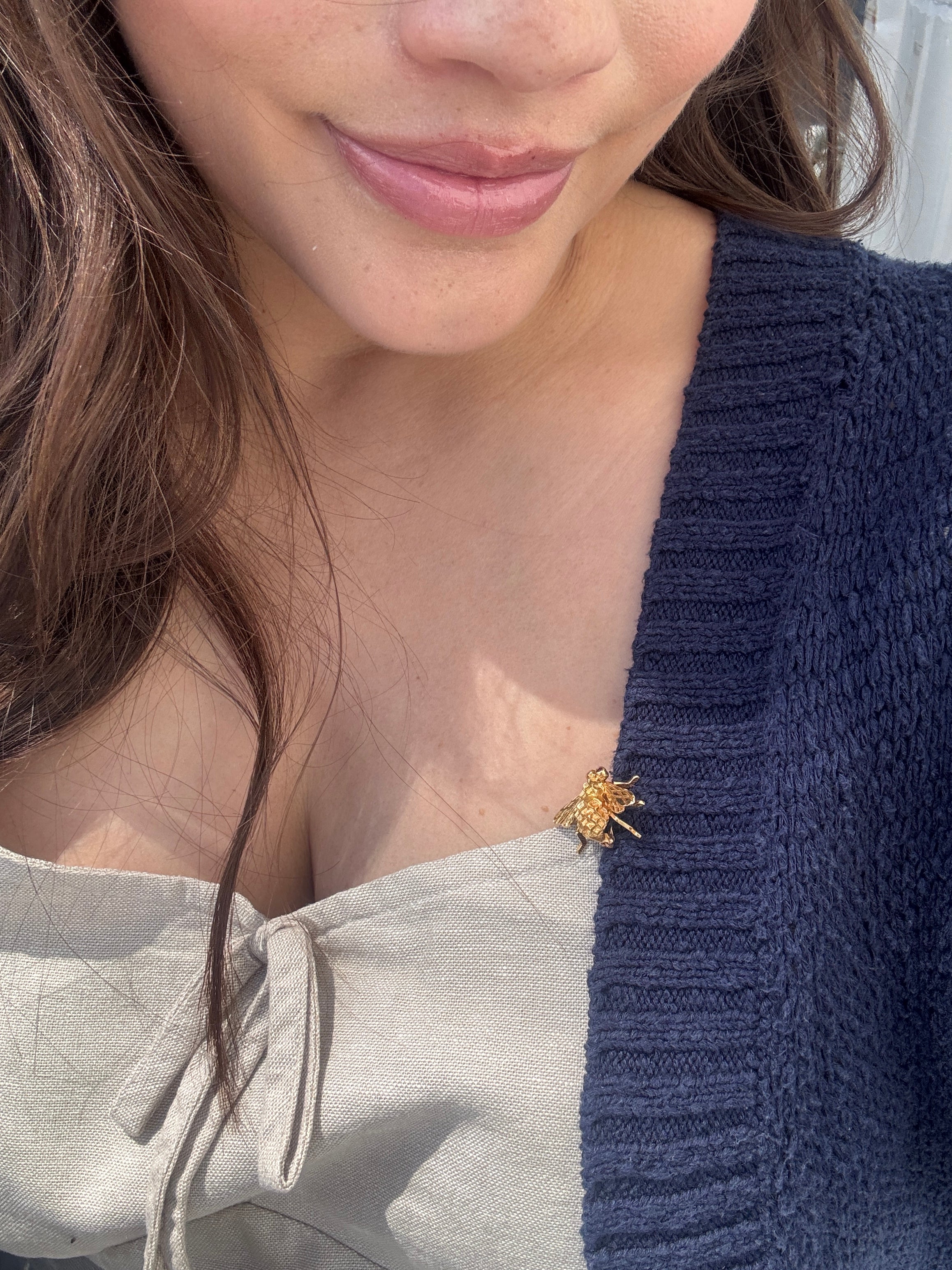 Golden Bee Brooch 1219599