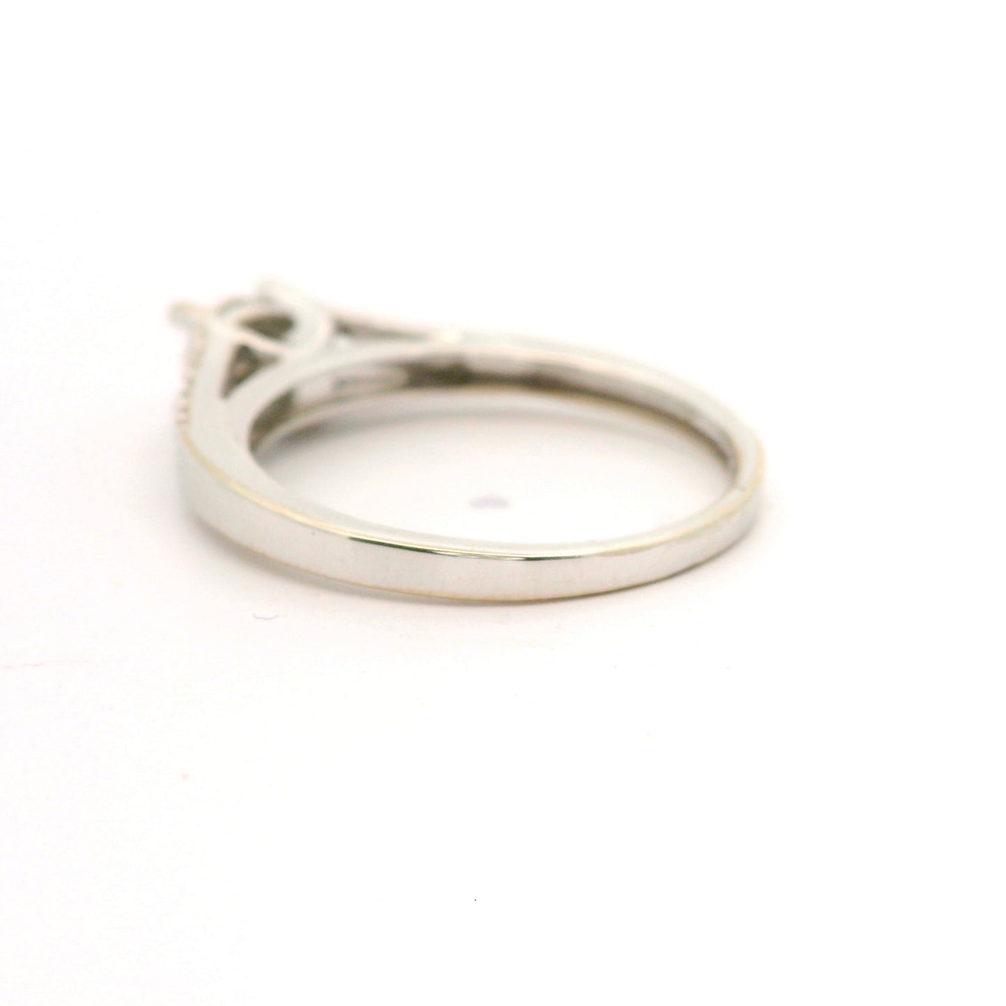 Winter Flora Ring Size 6.5 0458608